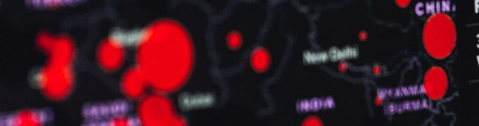 Heatmap met rode datapunten op een kaart.